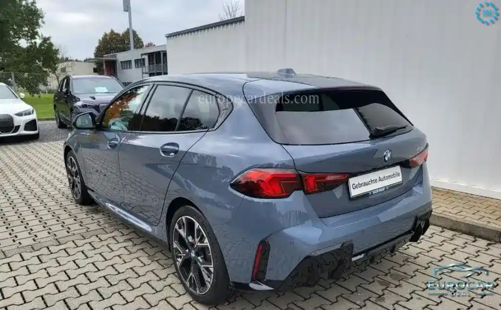 BMW 120