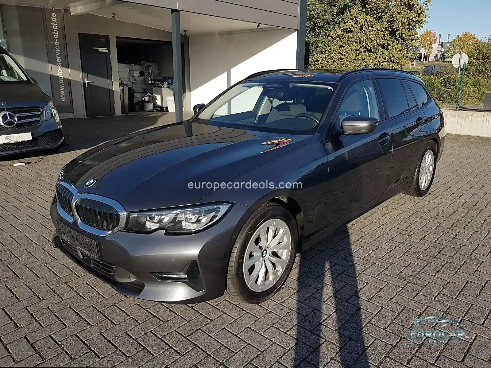 BMW 320