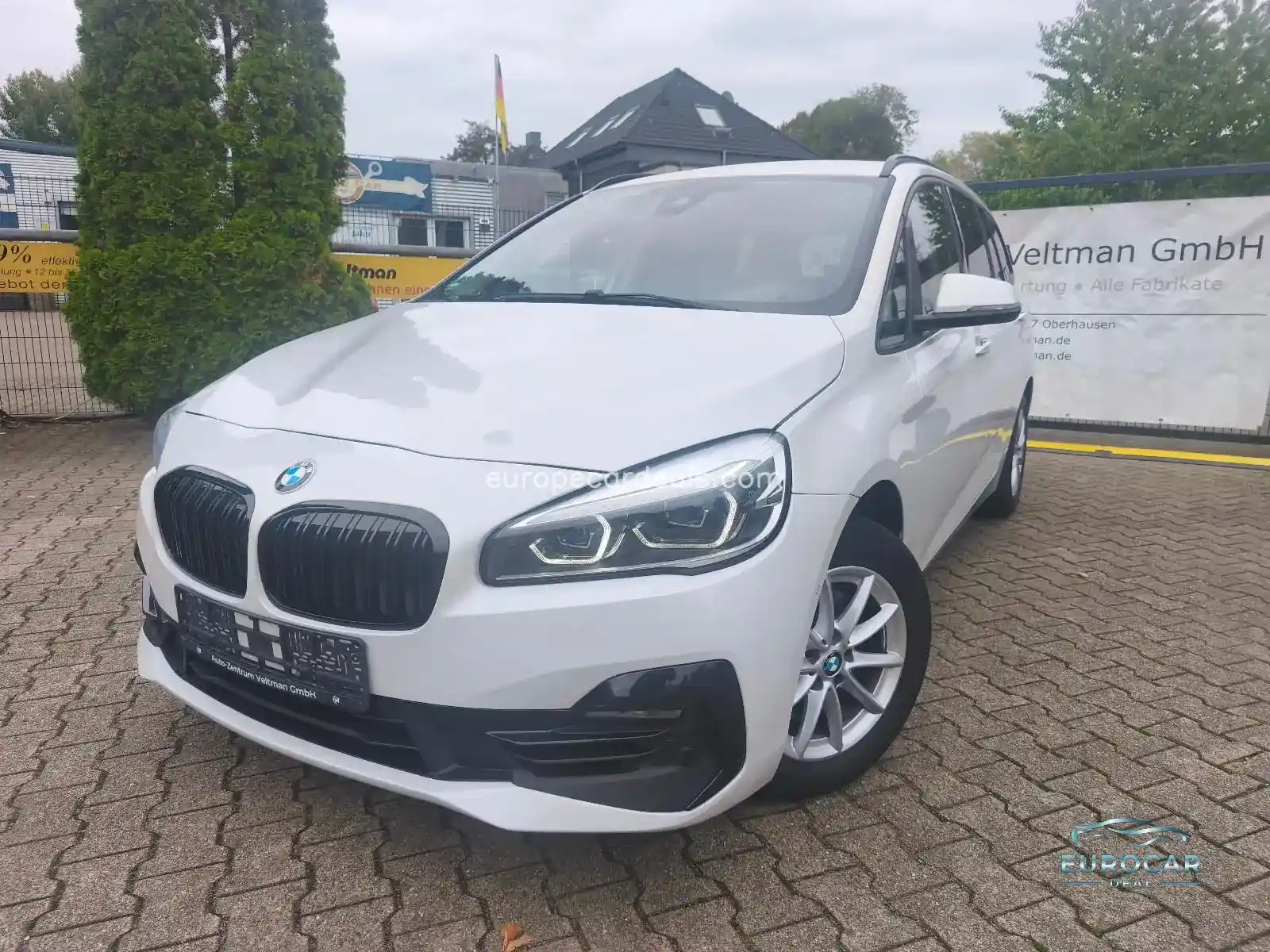BMW 218