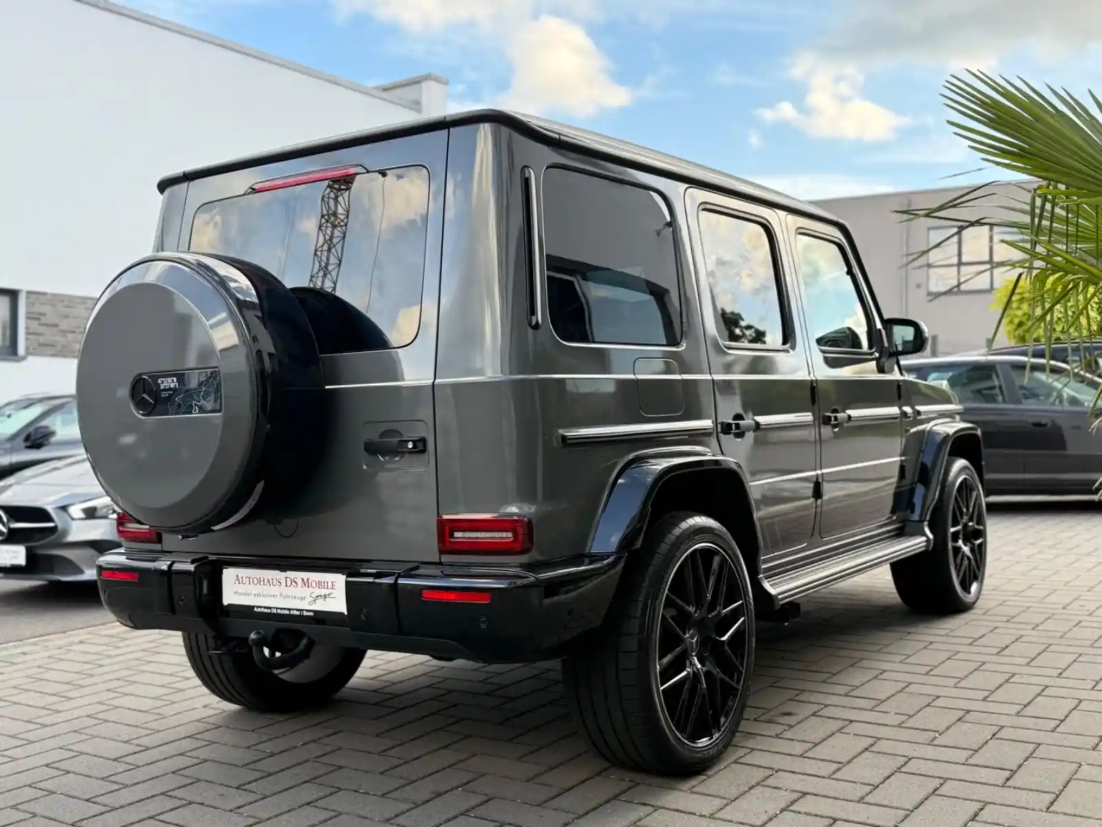 Mercedes-Benz G 500