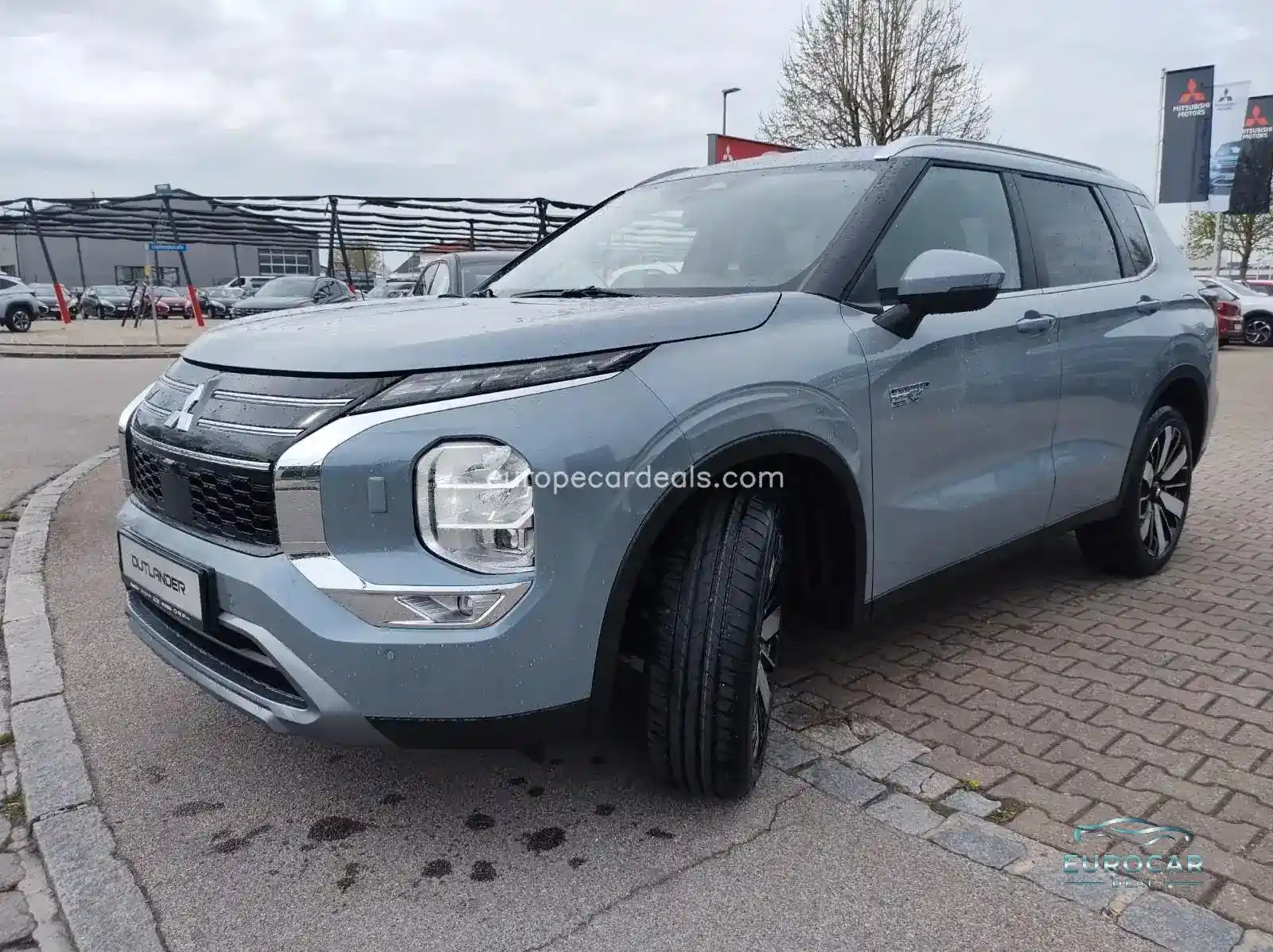Mitsubishi Plug-in Hybrid Outlander