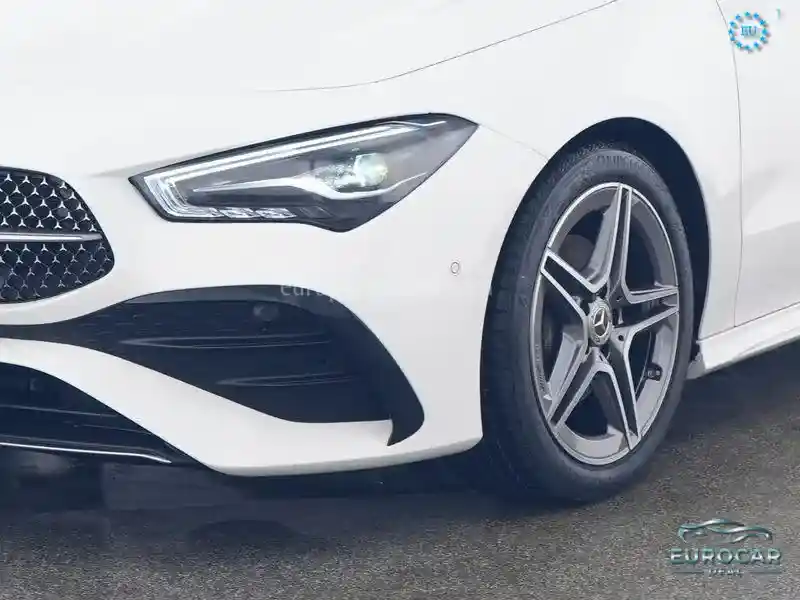 Mercedes-Benz CLA 180 Shooting Brake