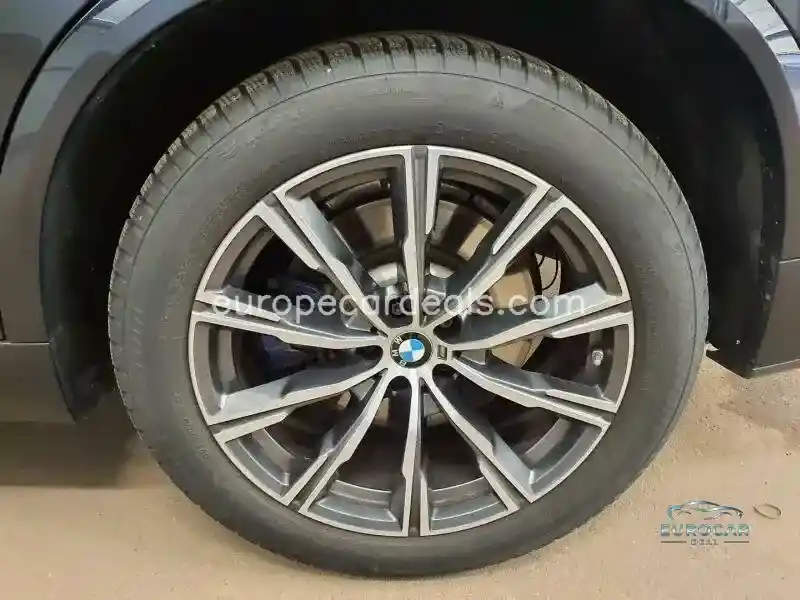 BMW X5 M50