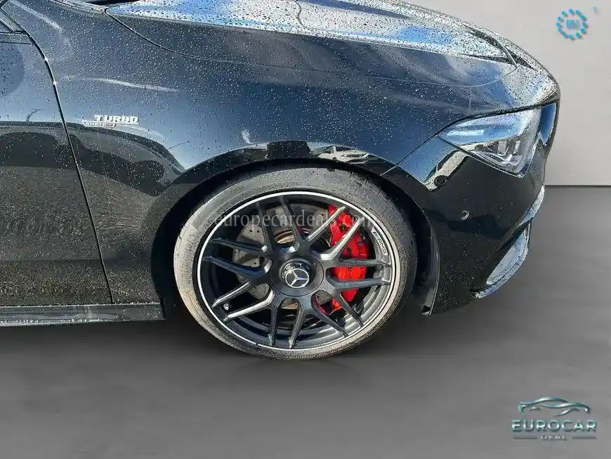 Mercedes-Benz CLA 45 AMG Shooting Brake