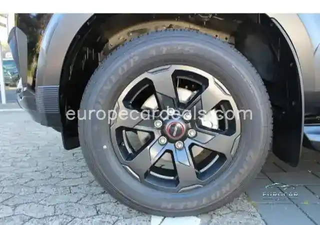 4×4 Double Cab V-CROSS Automatik