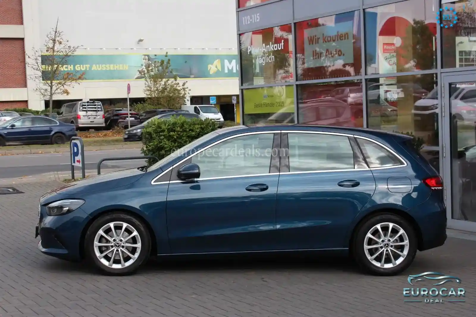 Mercedes-Benz B 180