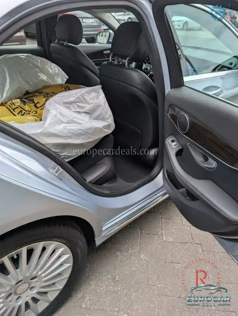Mercedes-Benz C 180