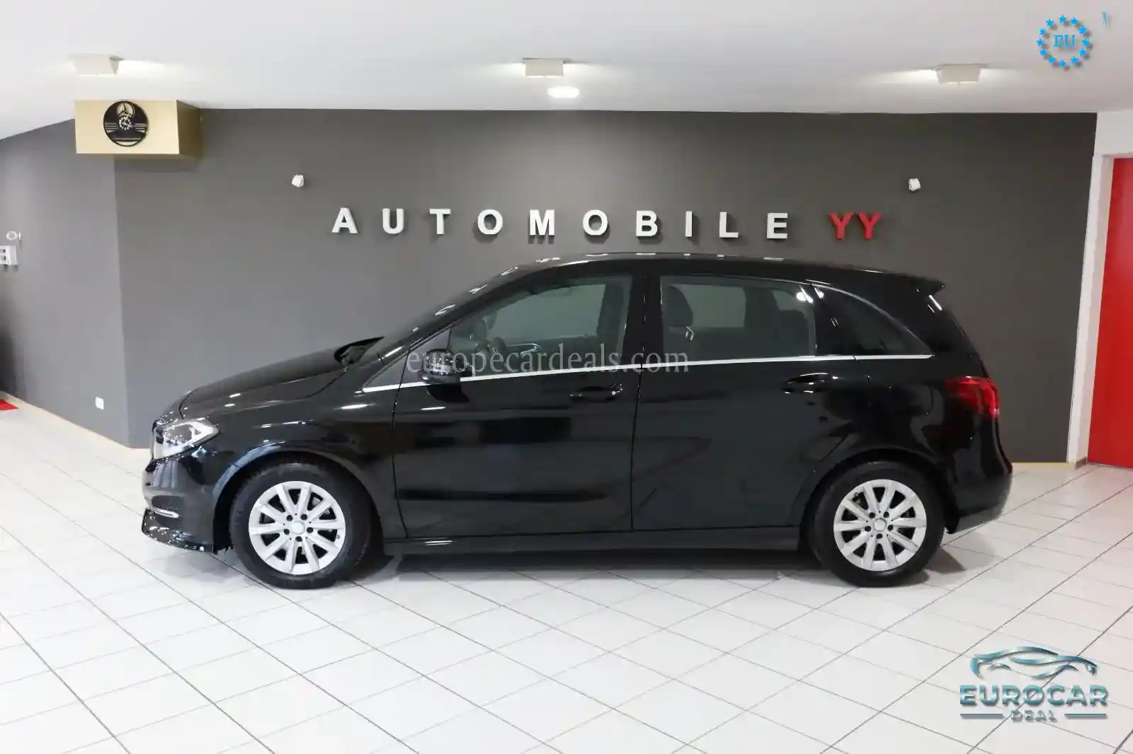 Mercedes-Benz B 180