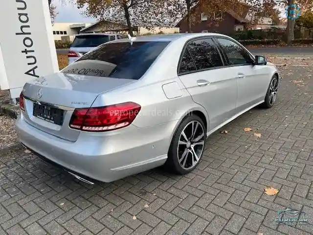 Mercedes-Benz E 220