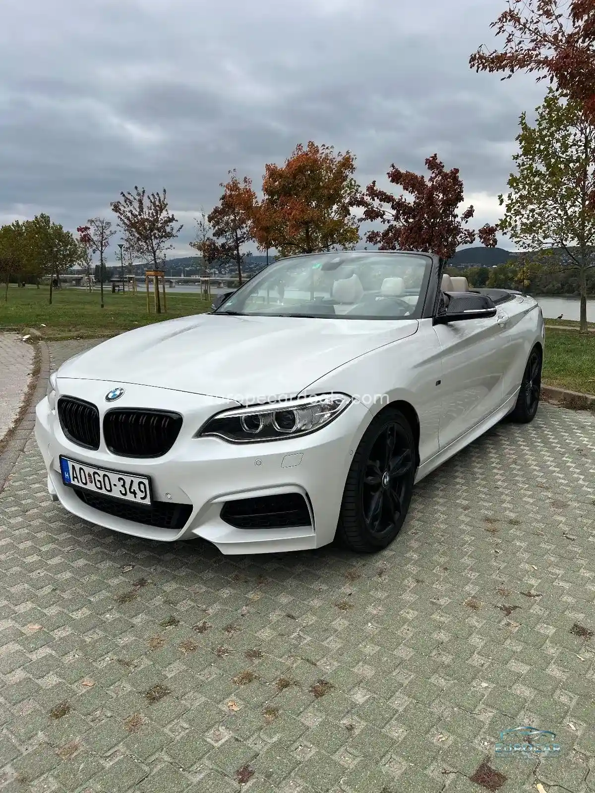 BMW M240i