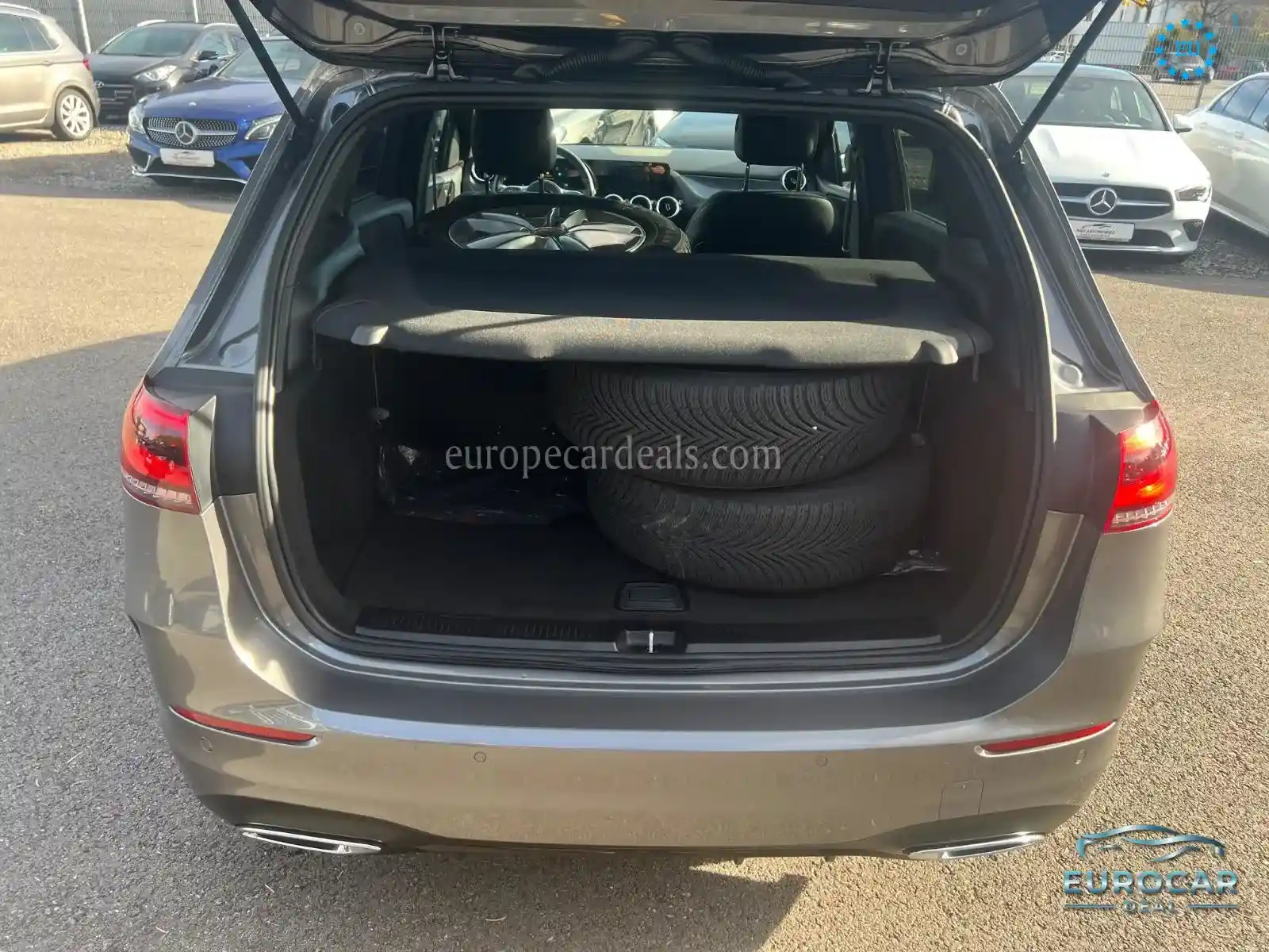 Mercedes-Benz B 200