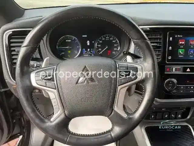Mitsubishi Plug-in Hybrid Outlander