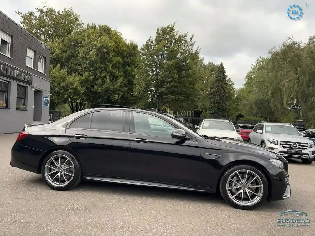 Mercedes-Benz E 63 AMG