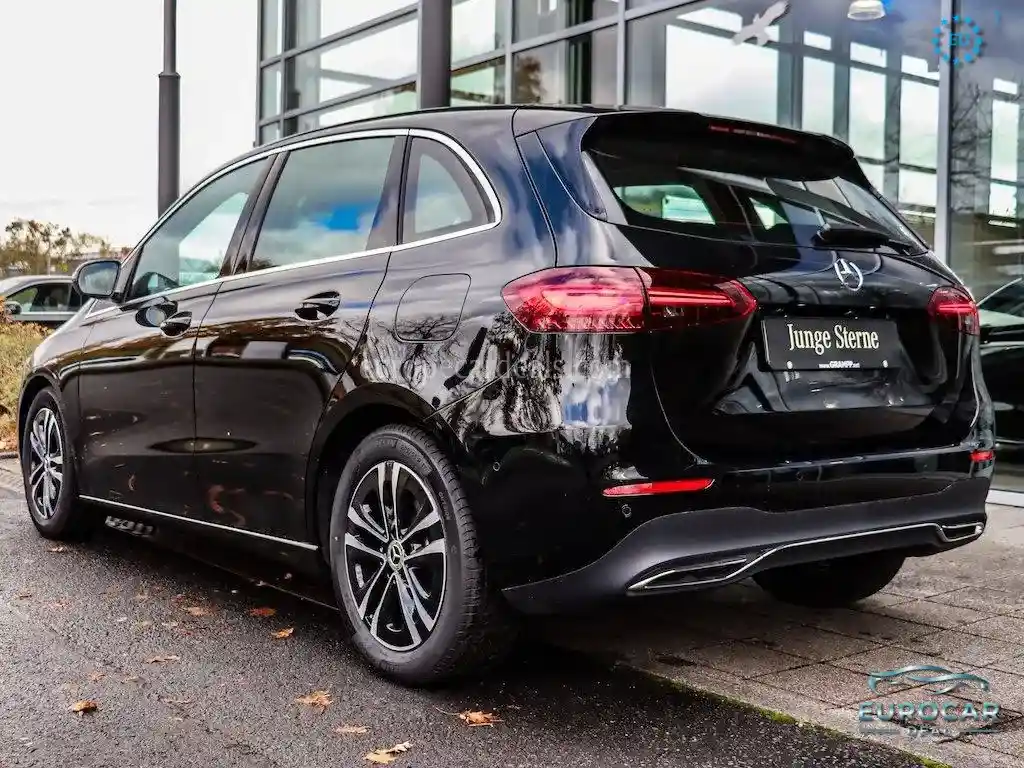 Mercedes-Benz B 200