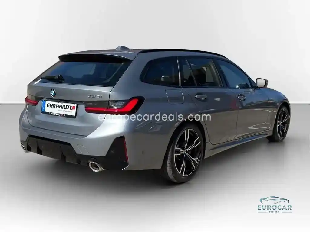 BMW 330