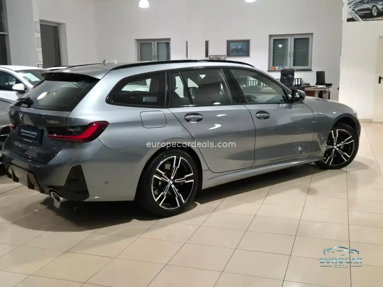 BMW 330