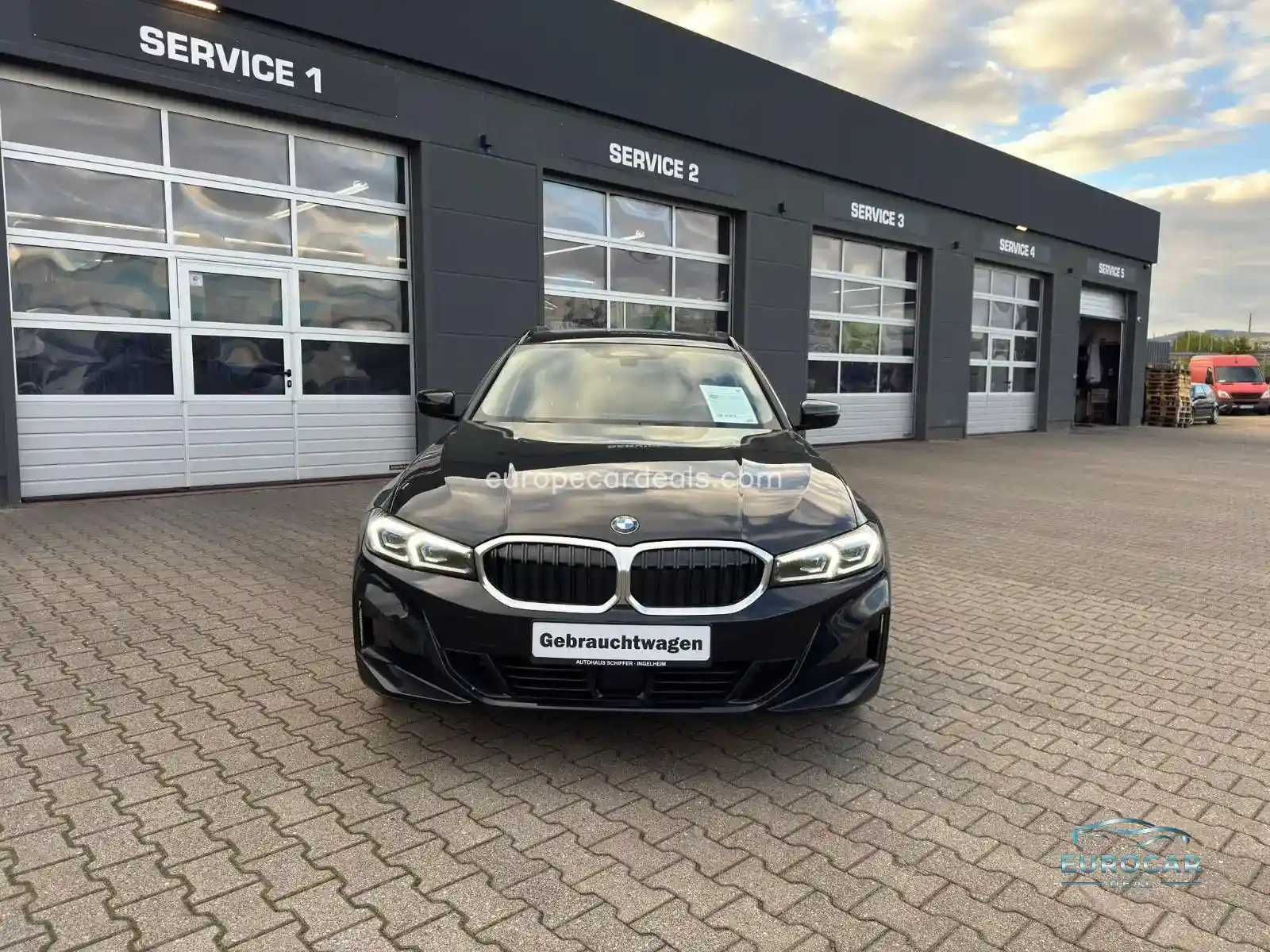BMW 320