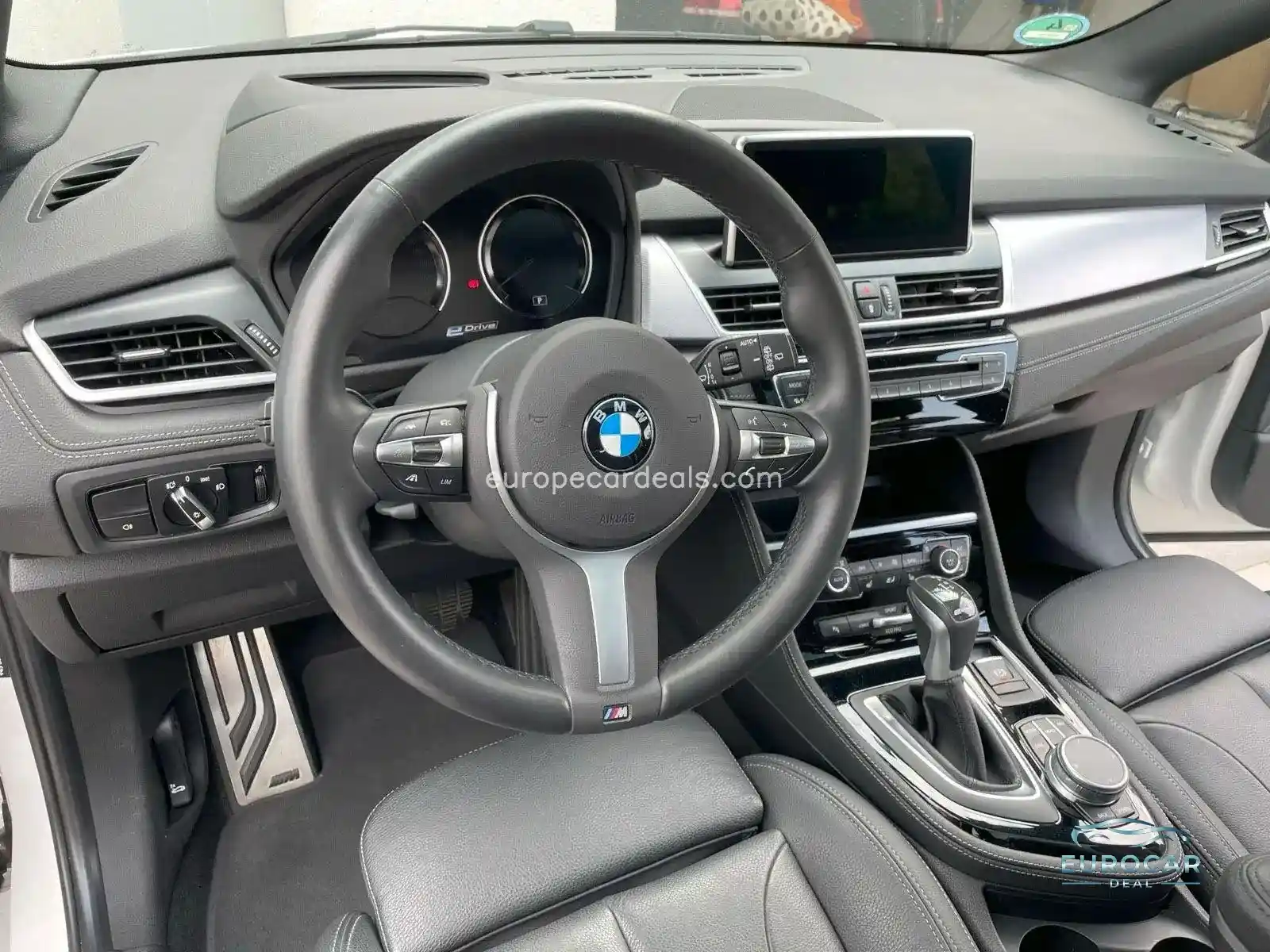BMW 225