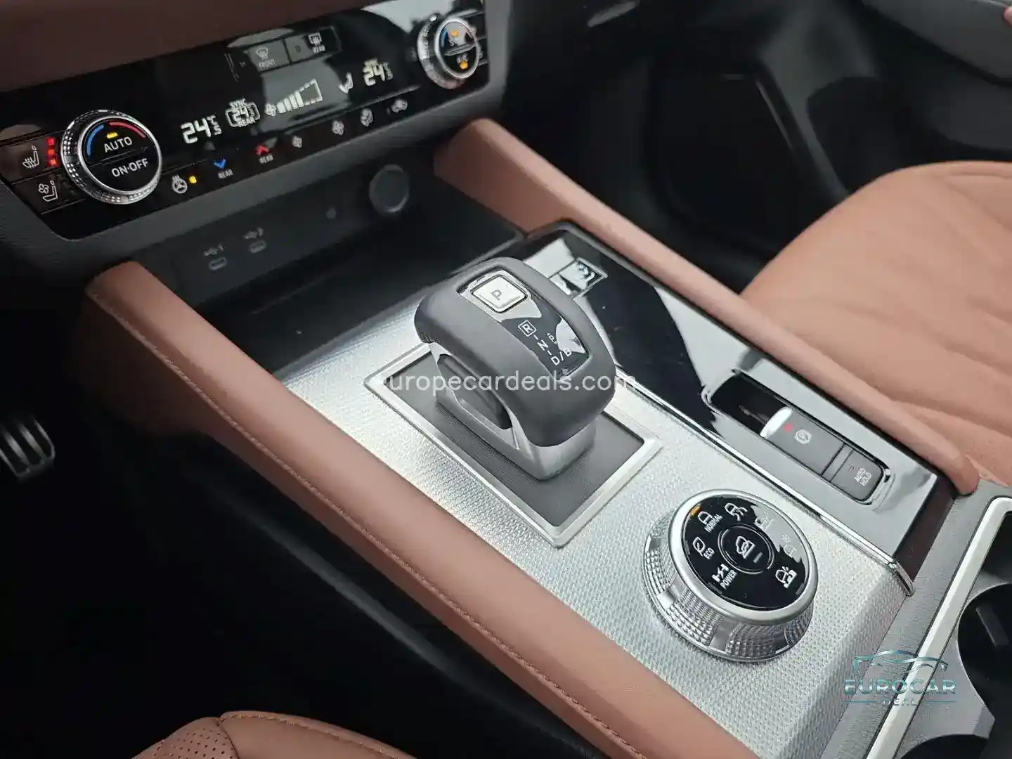 Mitsubishi Plug-in Hybrid Outlander