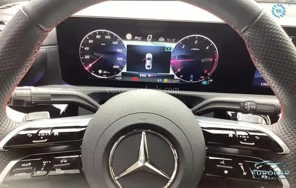 Mercedes-Benz CLA 200