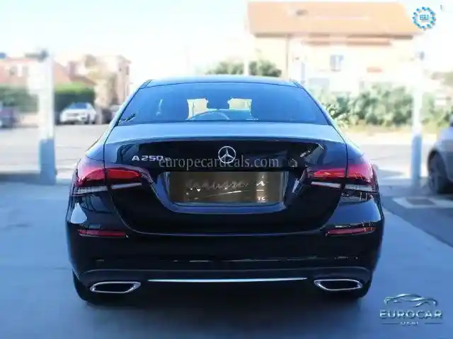 Mercedes-Benz A 250