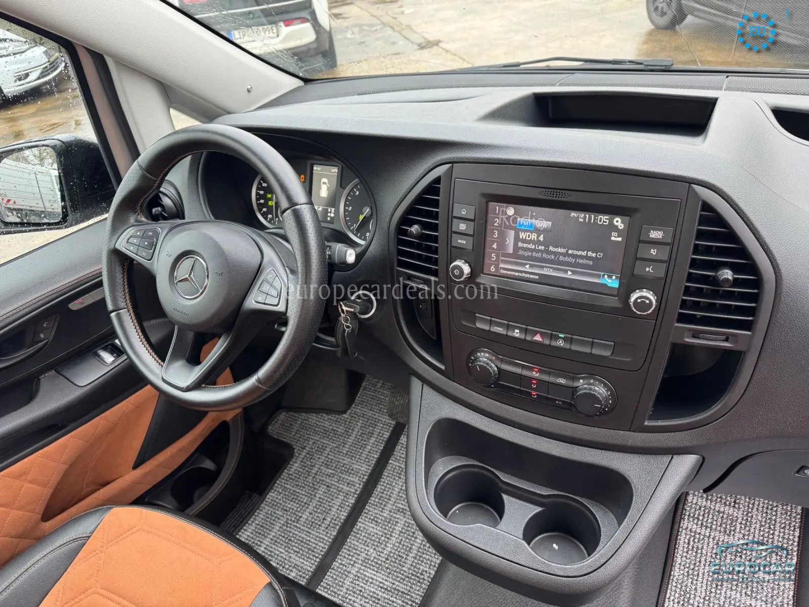 Mercedes-Benz V 220