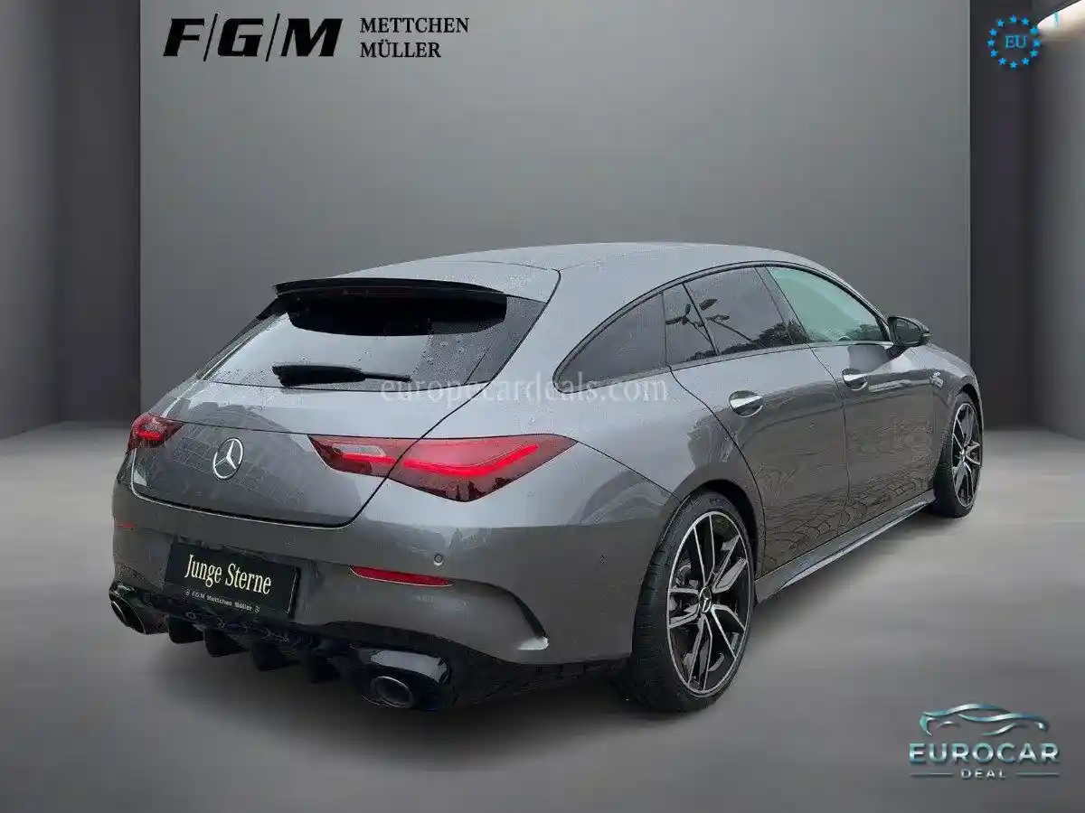 Mercedes-Benz CLA 35 AMG Shooting Brake