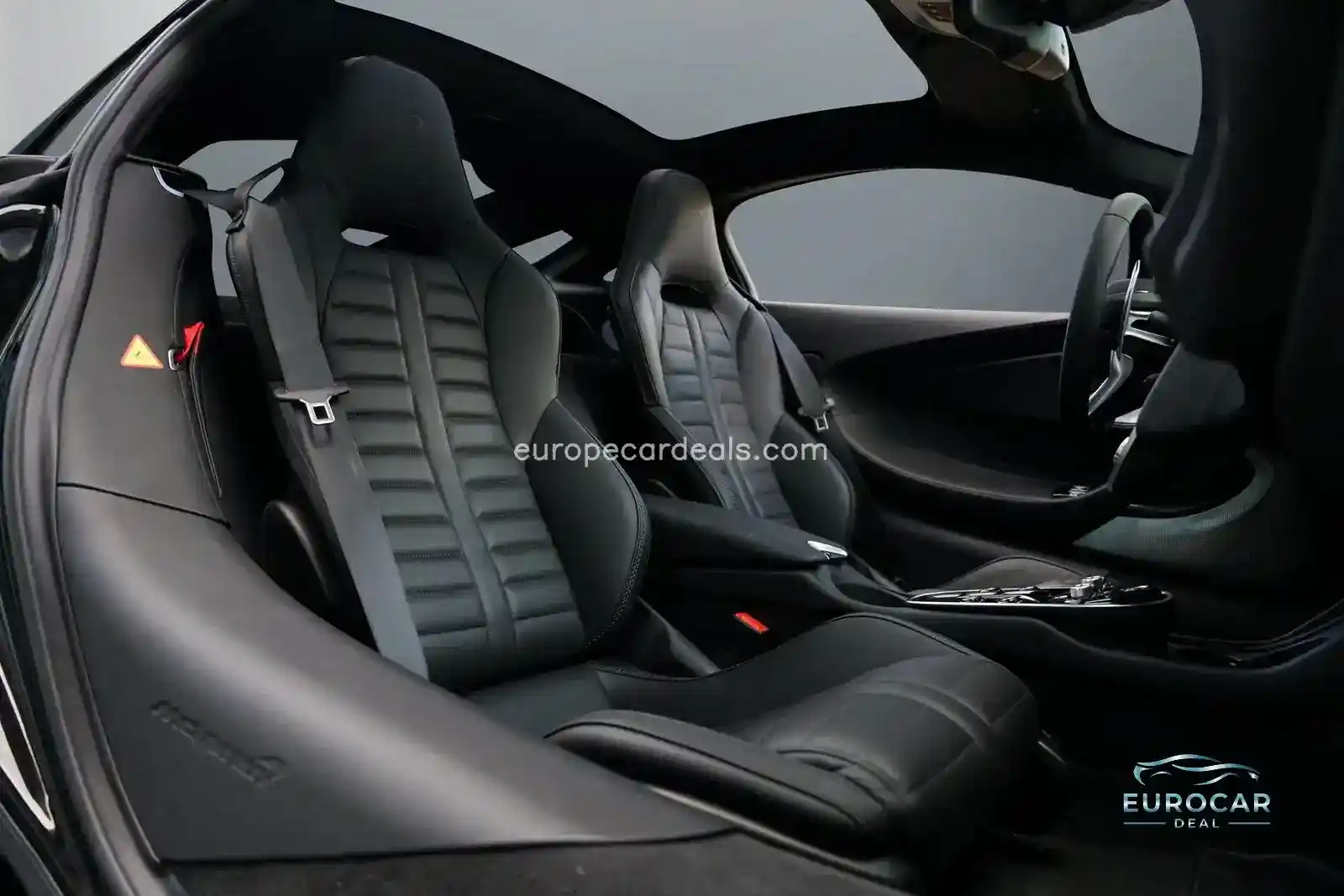 McLaren GT