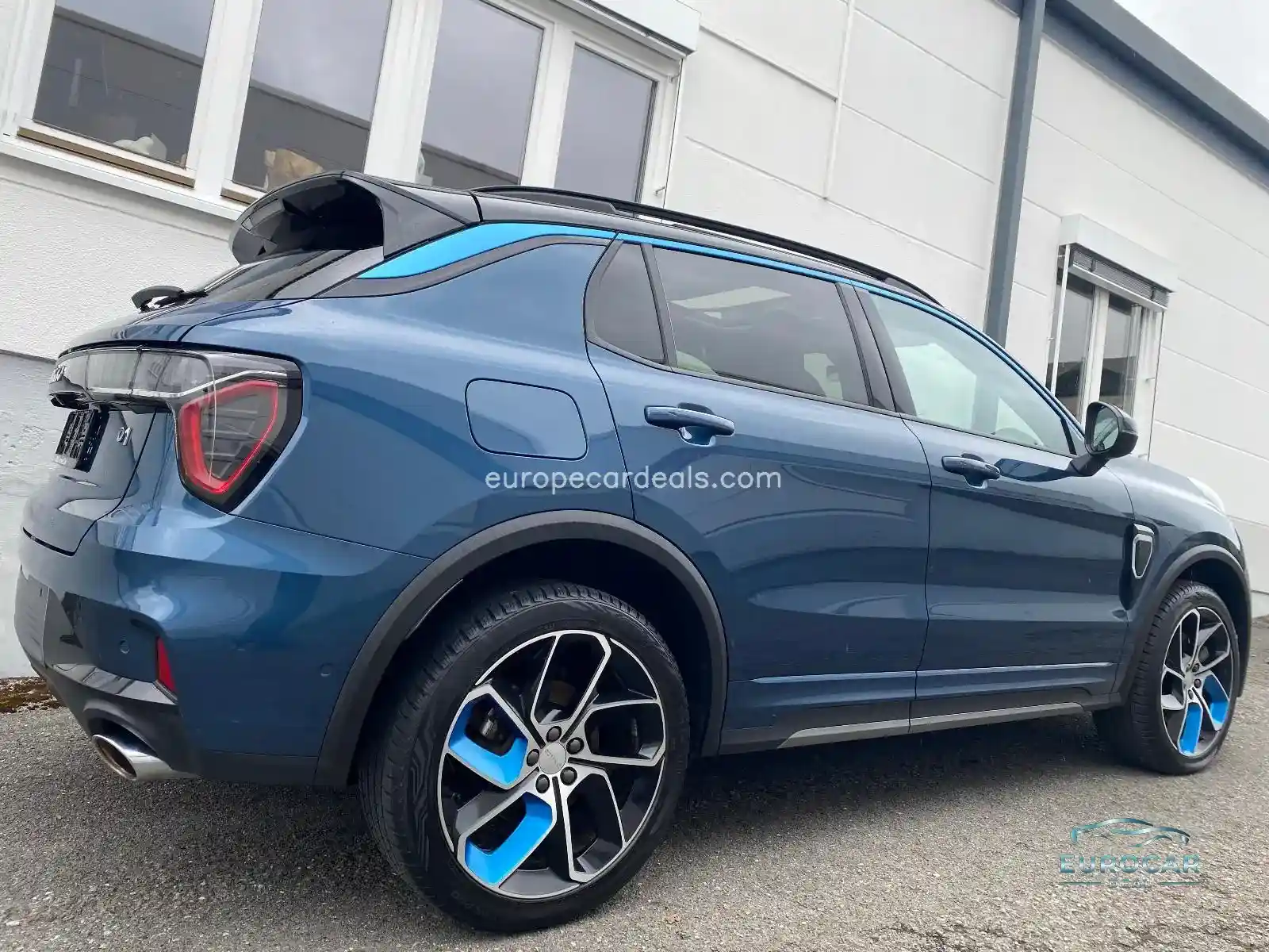 Lynk&Co 01