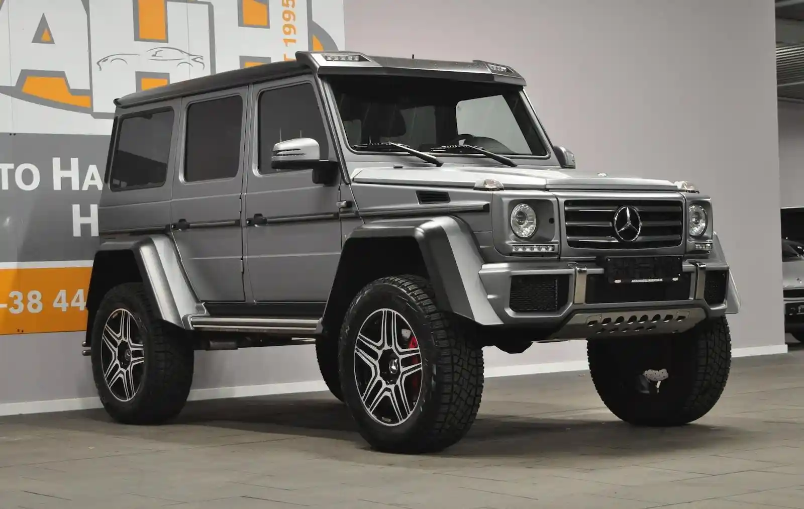Mercedes-Benz G 500