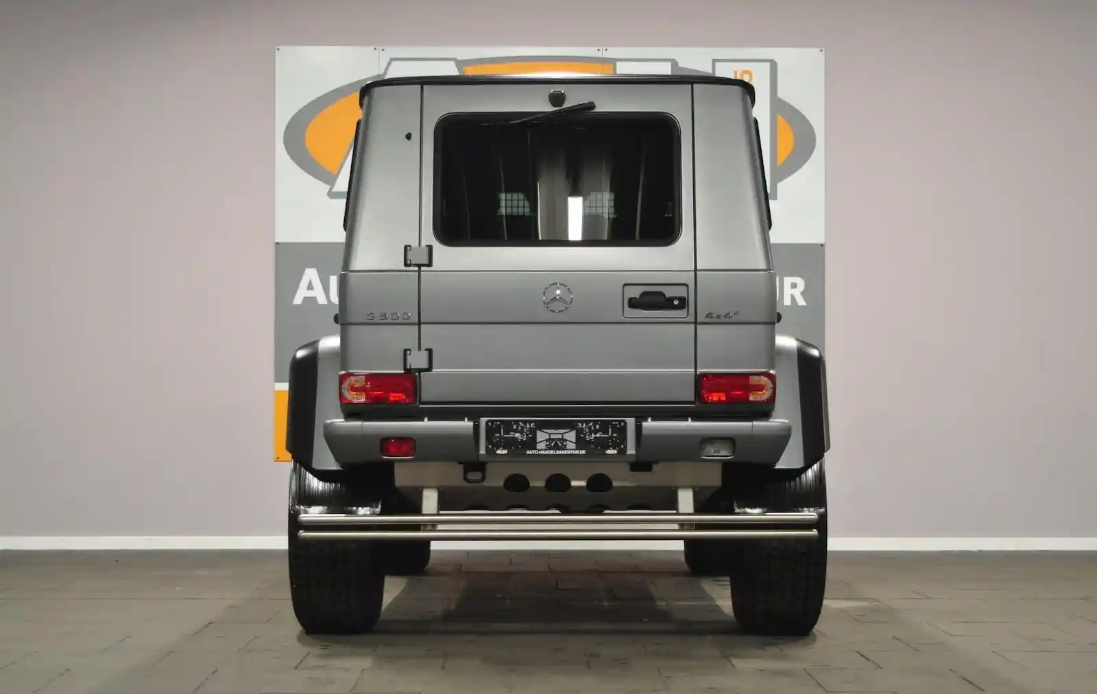 Mercedes-Benz G 500
