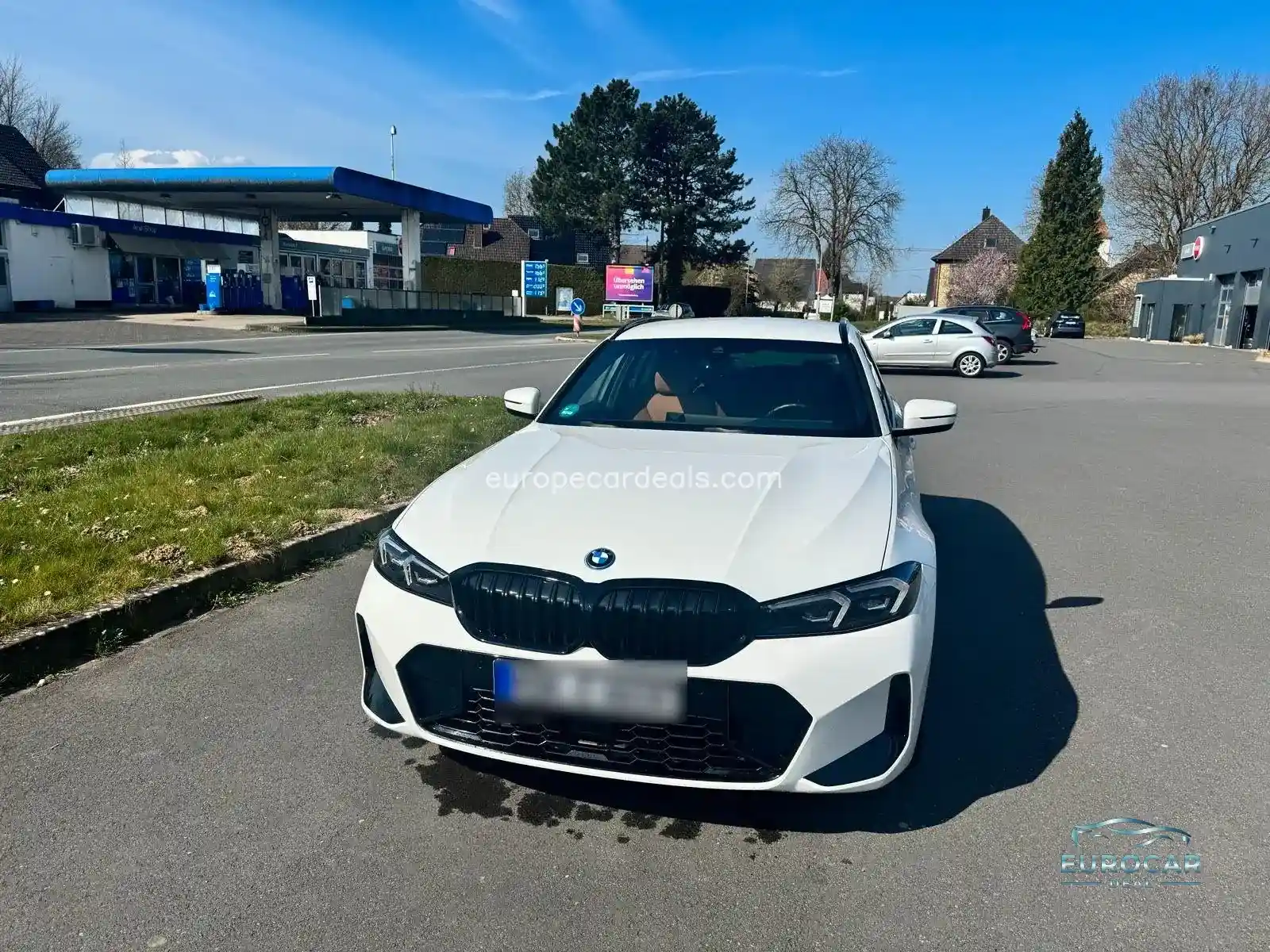 BMW 330