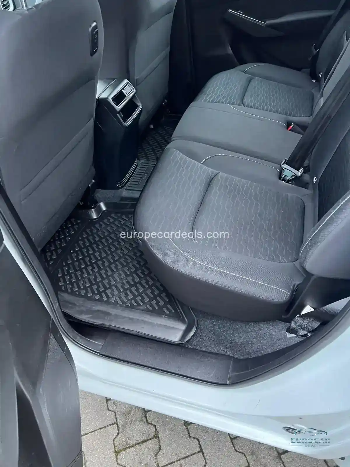 Double Cab 4WD LS