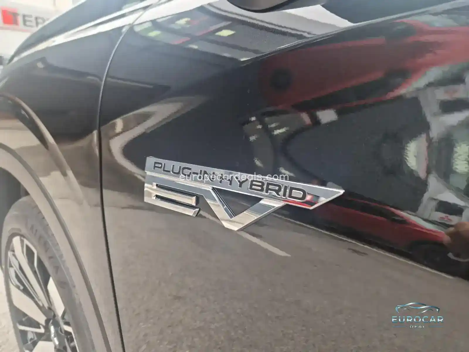 Mitsubishi Plug-in Hybrid Outlander