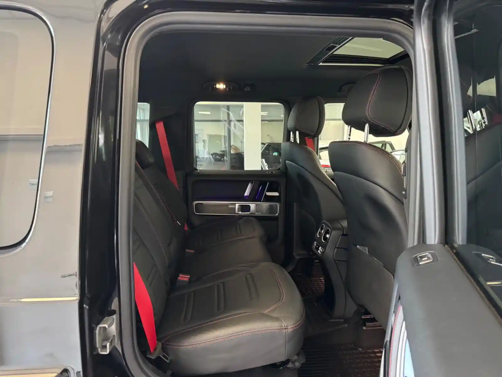 Mercedes-Benz G 500