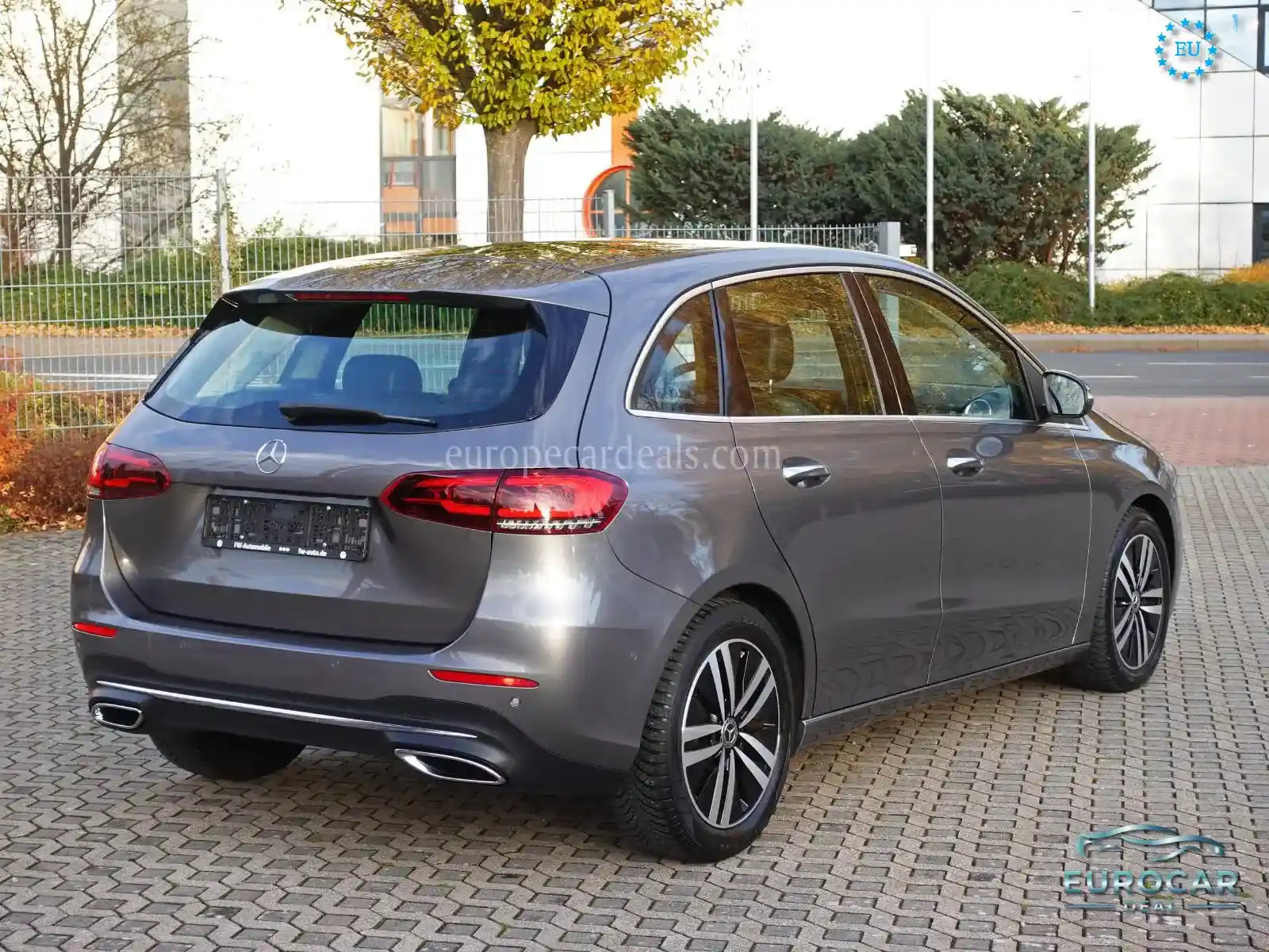 Mercedes-Benz B 220
