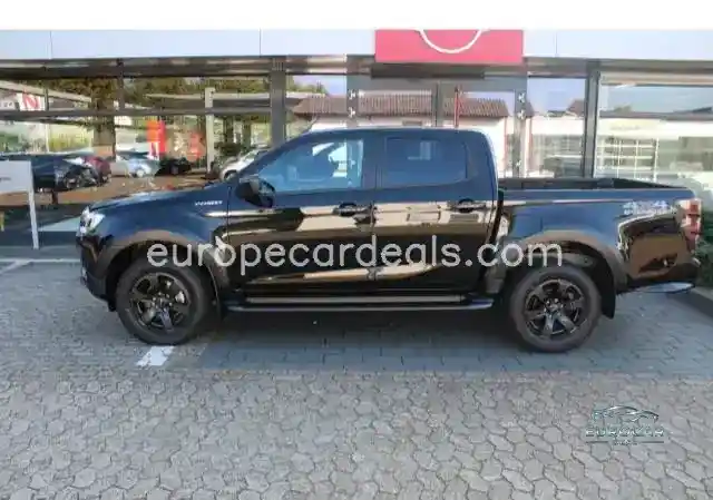 4×4 Double Cab V-CROSS Automatik