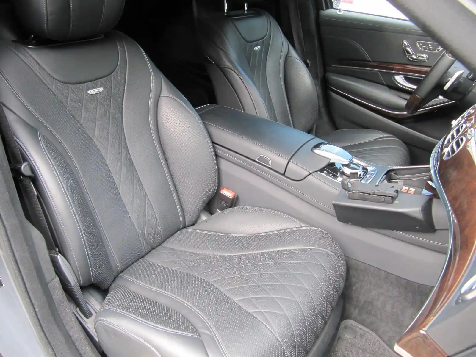 Mercedes-Benz S 600