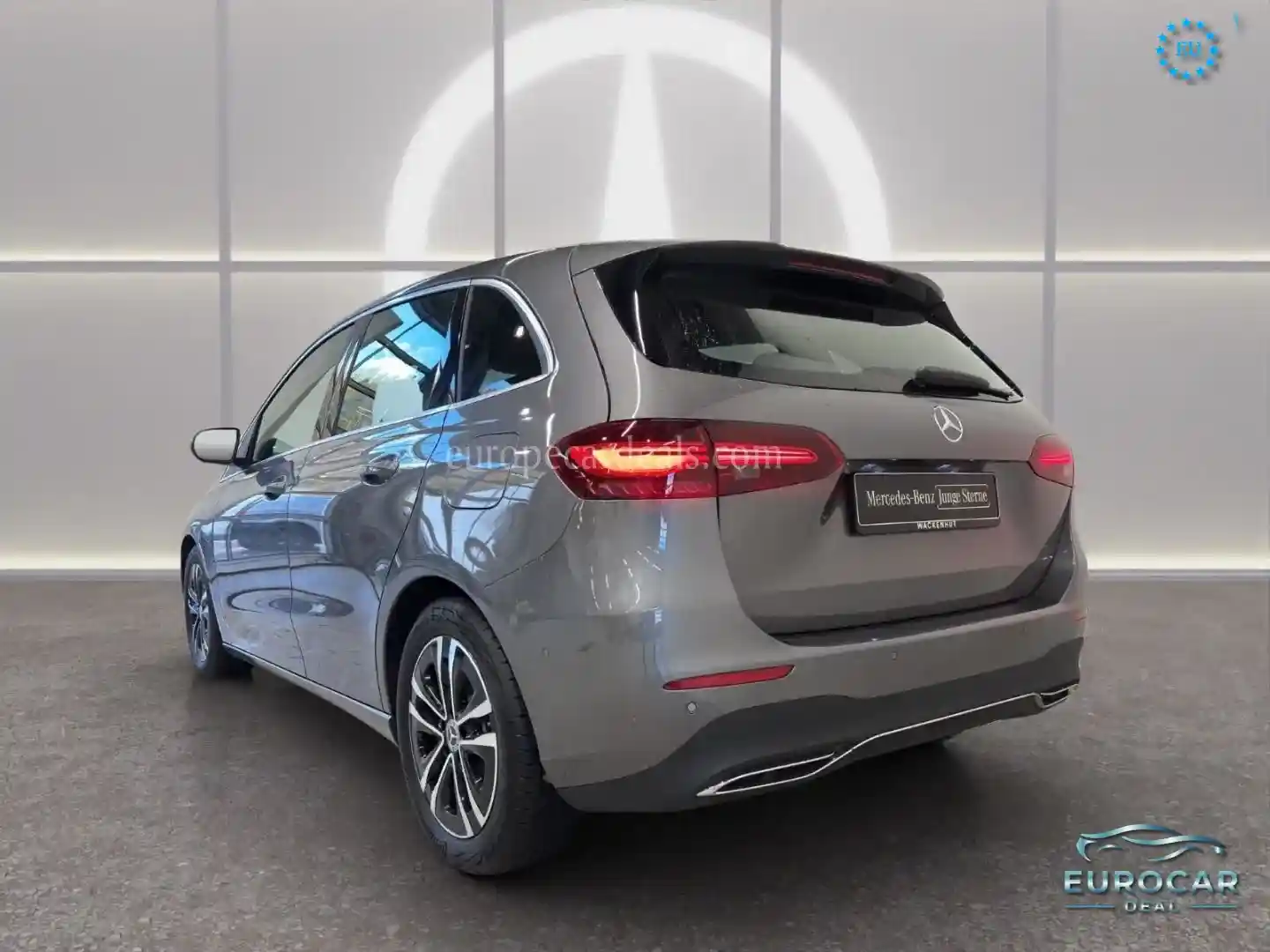 Mercedes-Benz B 220