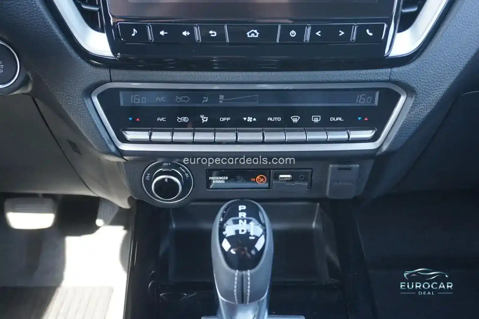 Double Cap 4WD V-Cross A/T *AKTION*
