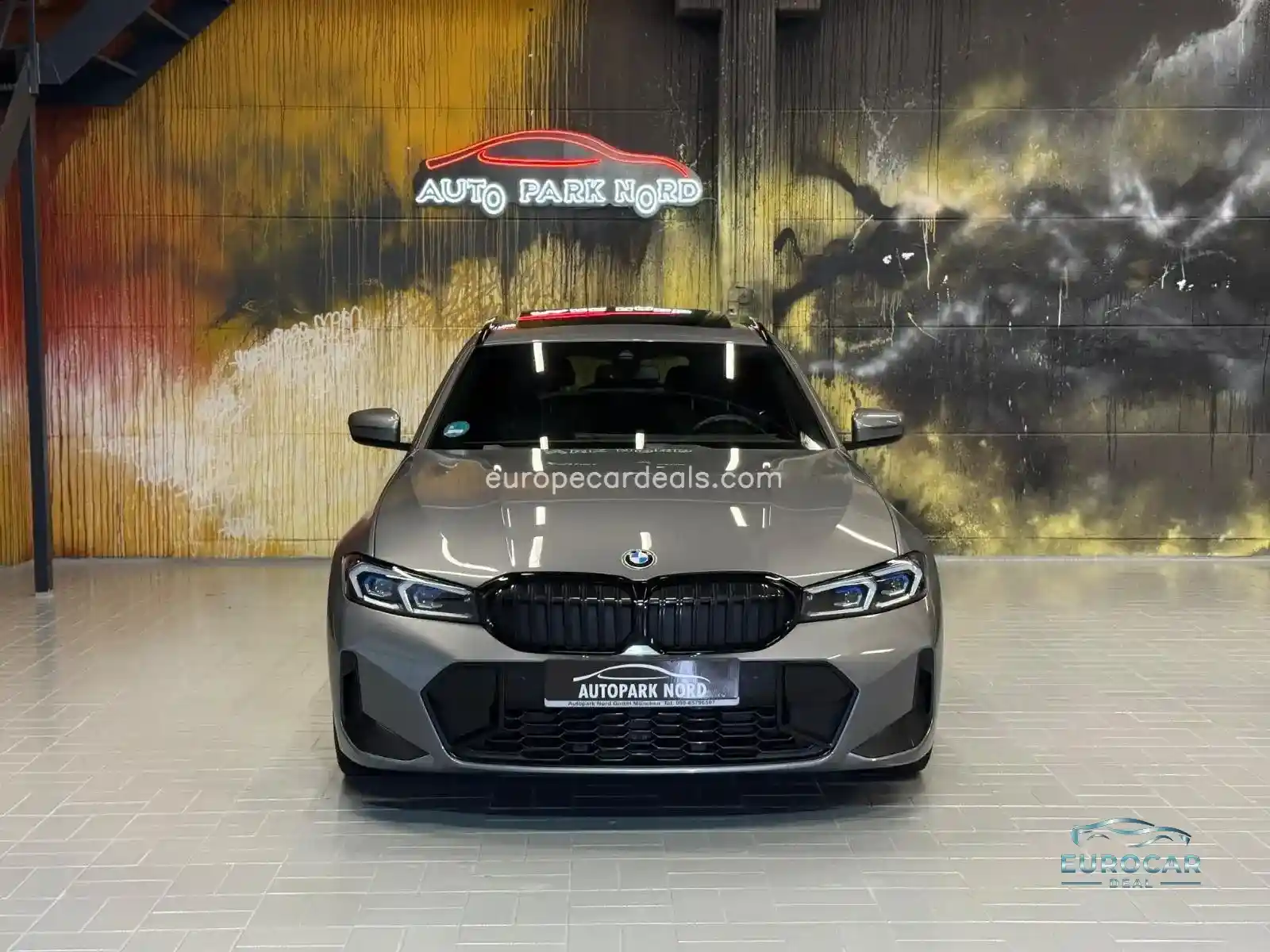 BMW 330