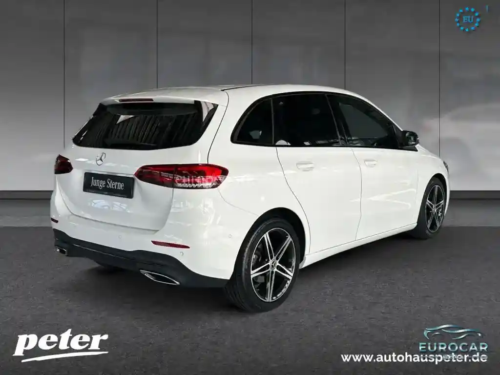 Mercedes-Benz B 200