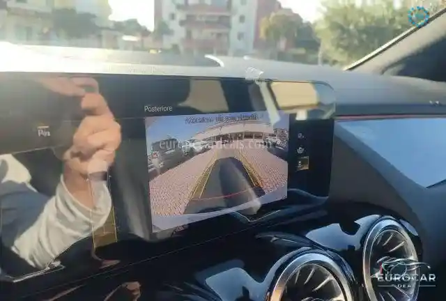 Mercedes-Benz B 250