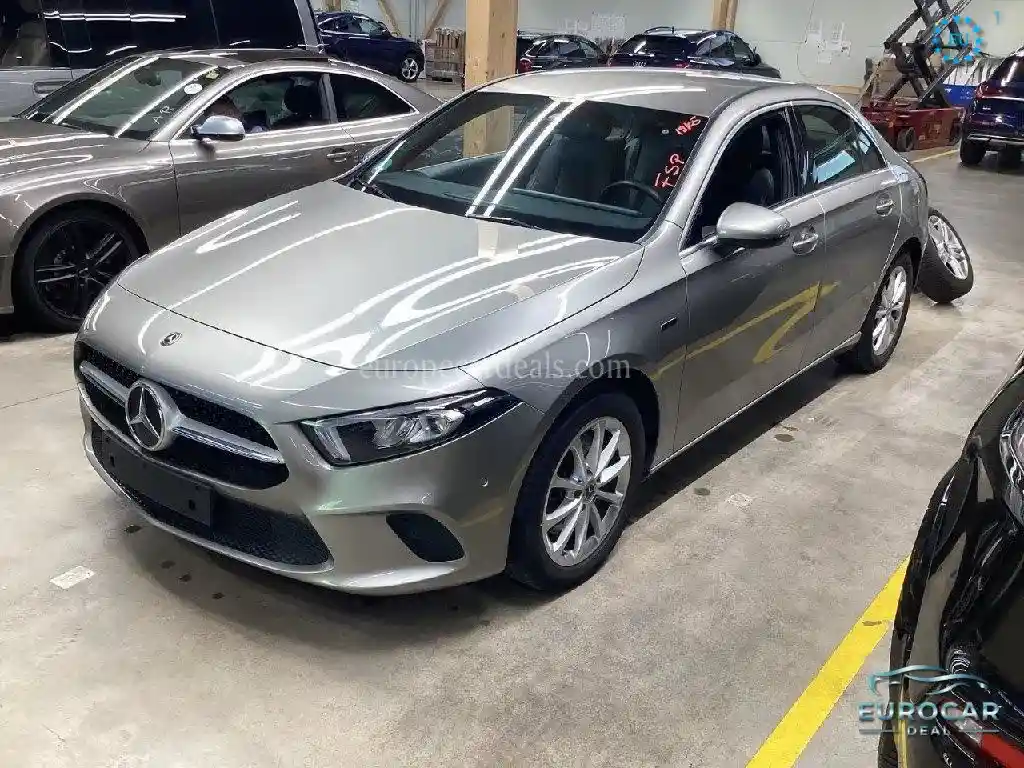 Mercedes-Benz A 250