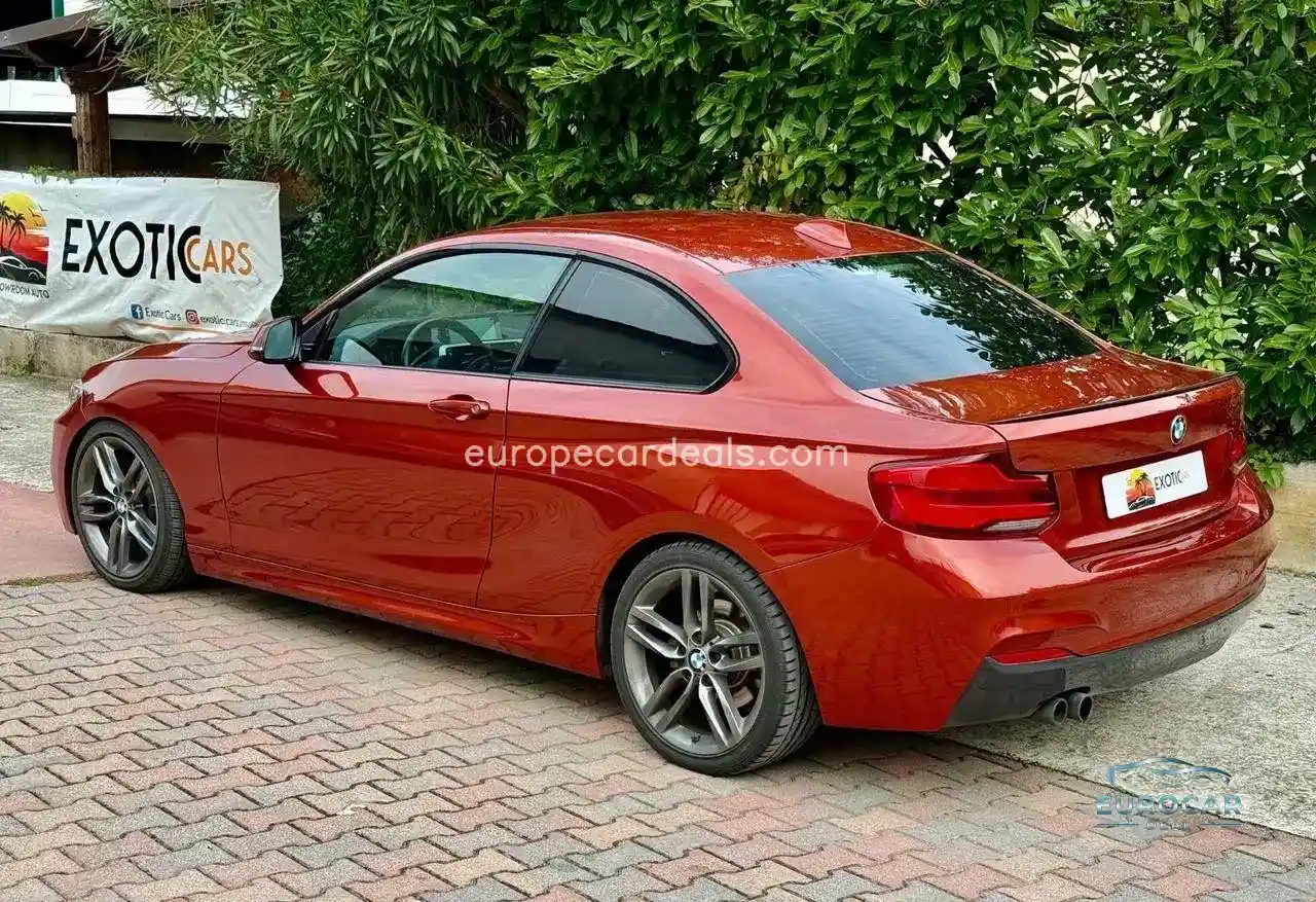 BMW 230