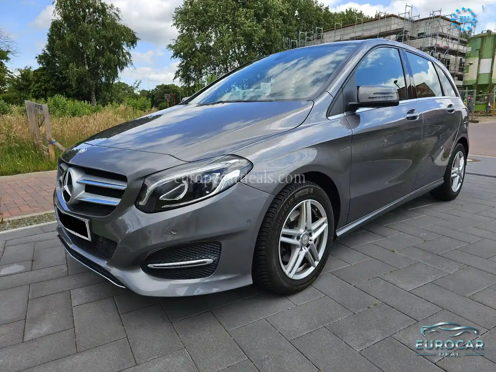 Mercedes-Benz B 180