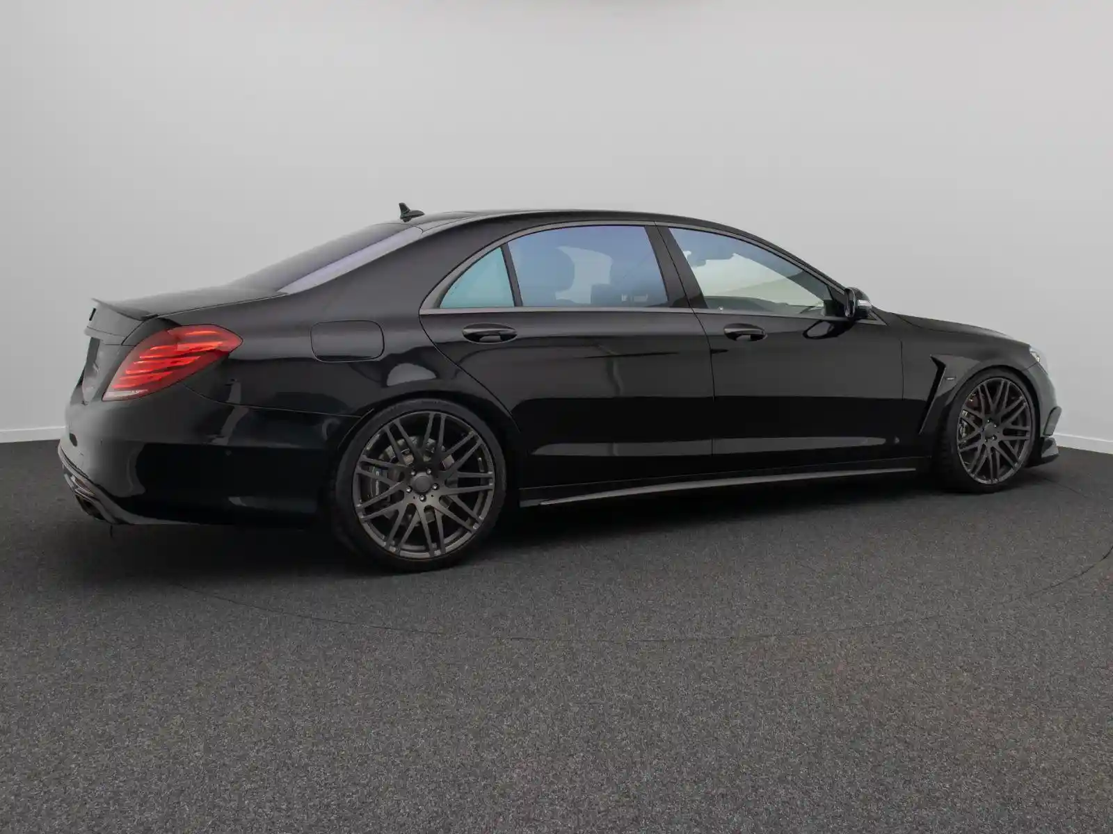 Mercedes-Benz S 65 AMG