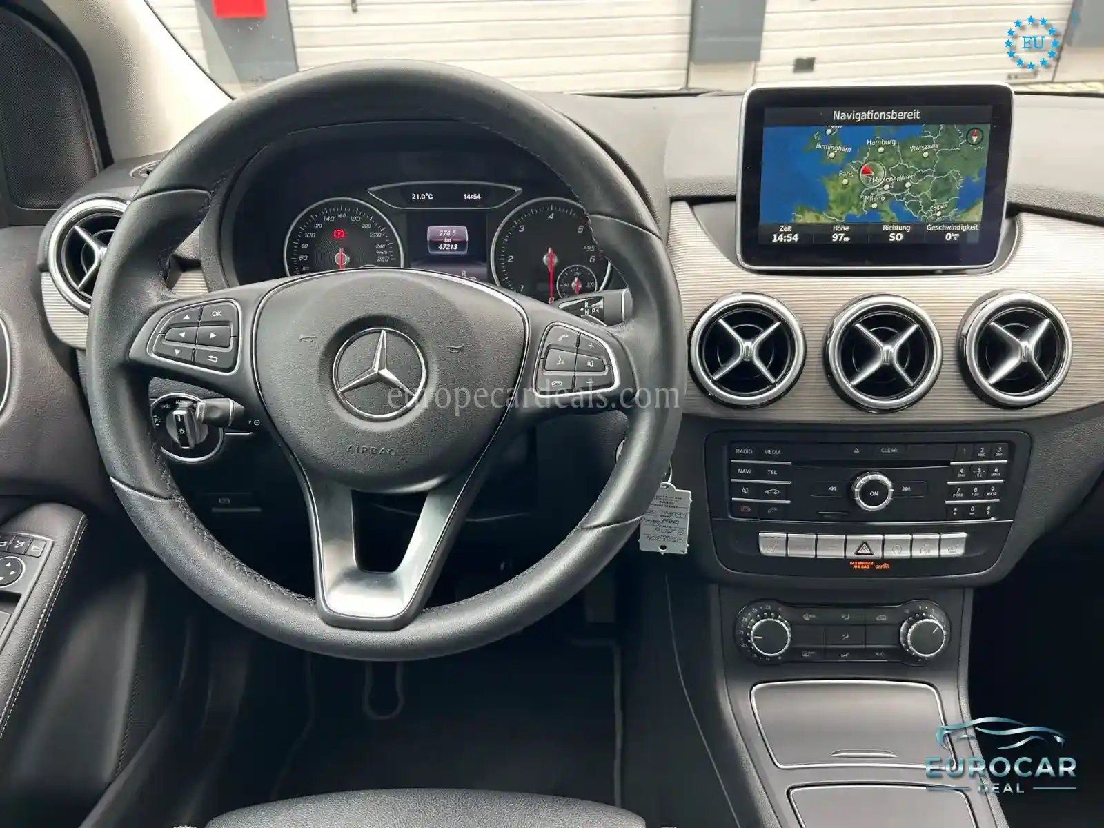 Mercedes-Benz B 180
