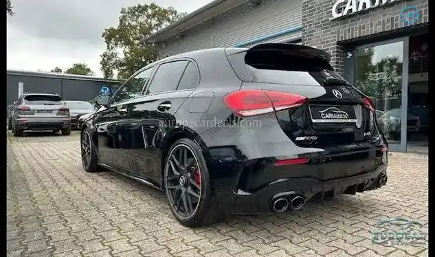 Mercedes-Benz A 45 AMG