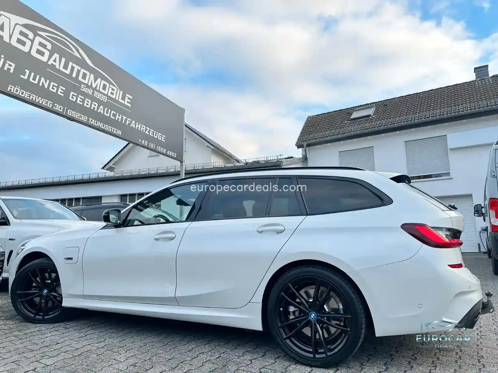 BMW 330